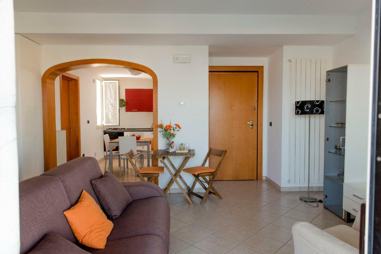 Attico 109 Apartment กาลาตีนา ภายนอก รูปภาพ