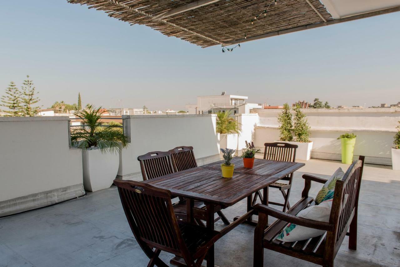 Attico 109 Apartment กาลาตีนา ภายนอก รูปภาพ